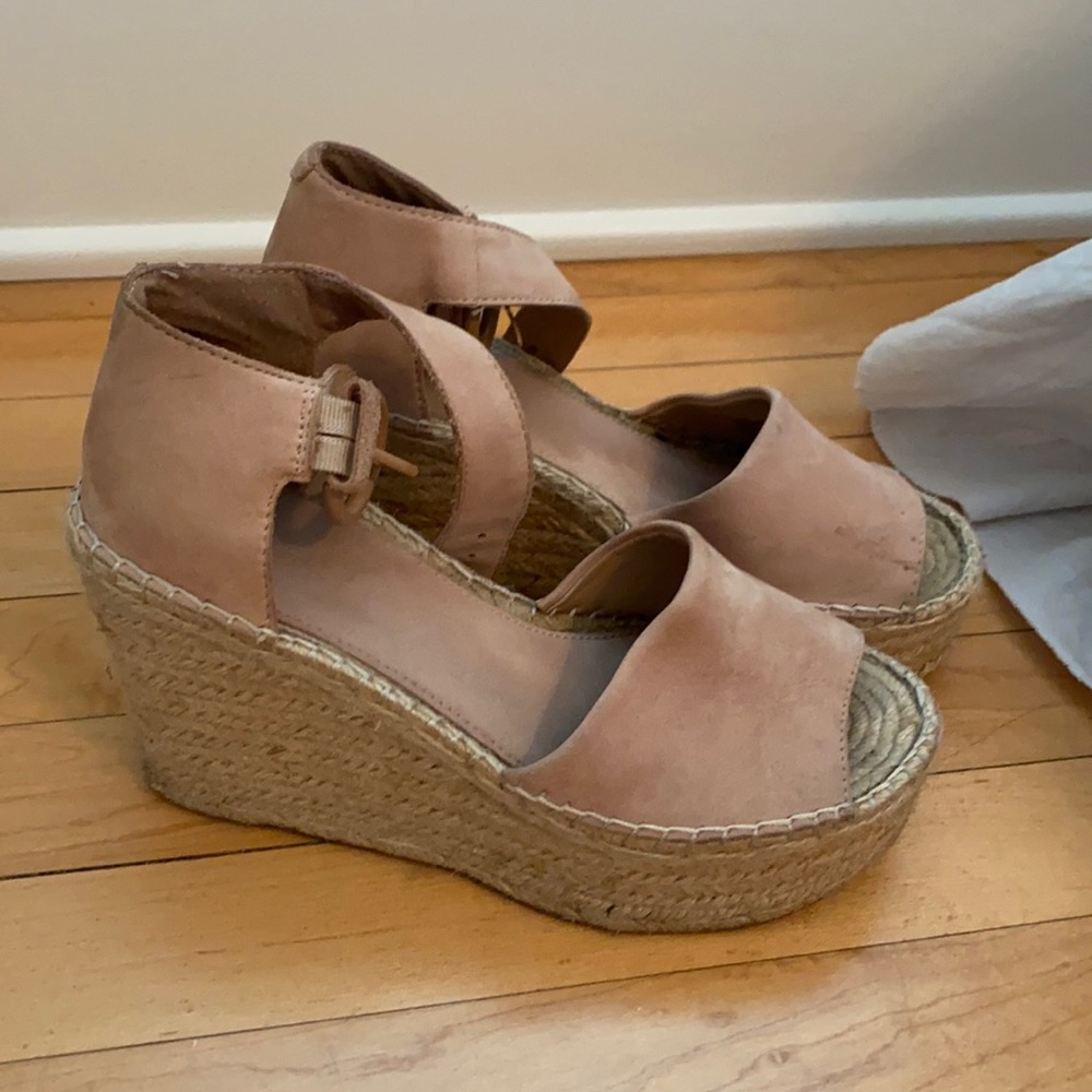 Marc Fisher Wedges
